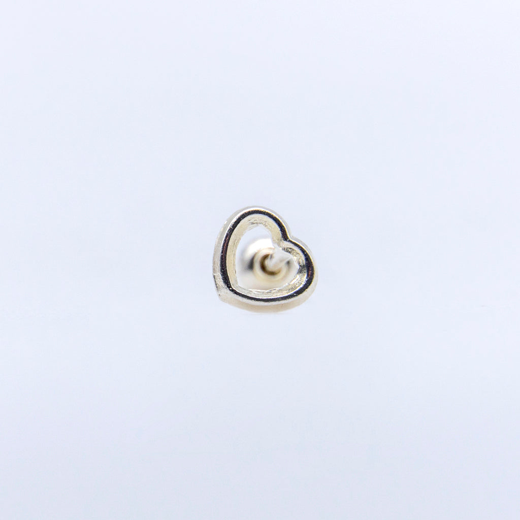 Broquel Silueta Corazon Plata